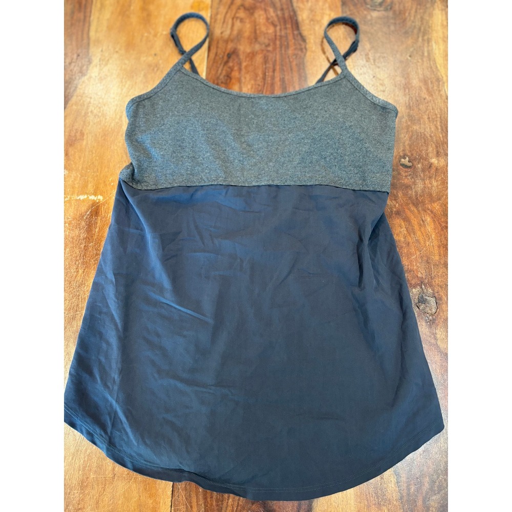 UNDER ARMOUR cami tank top women sz S gray blue racerback athletic built-in bra